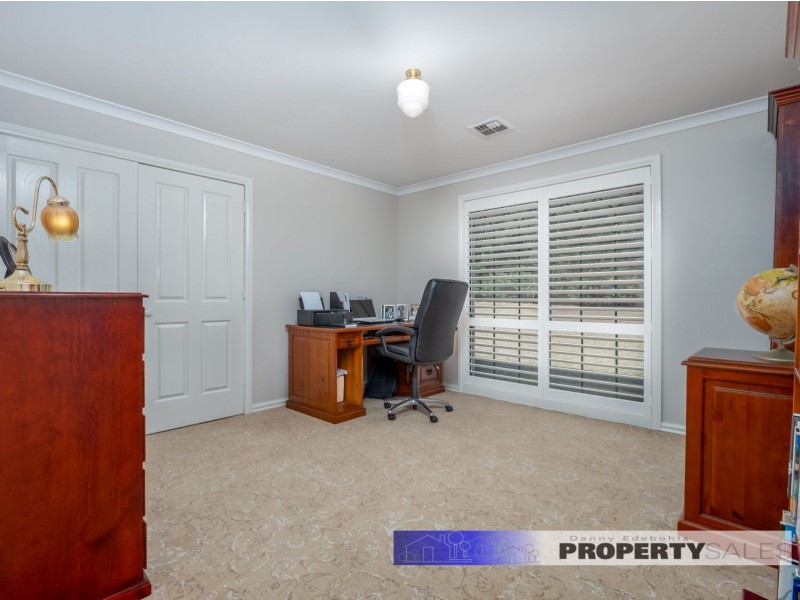 125 McGraths Track, Hernes Oak VIC 3825