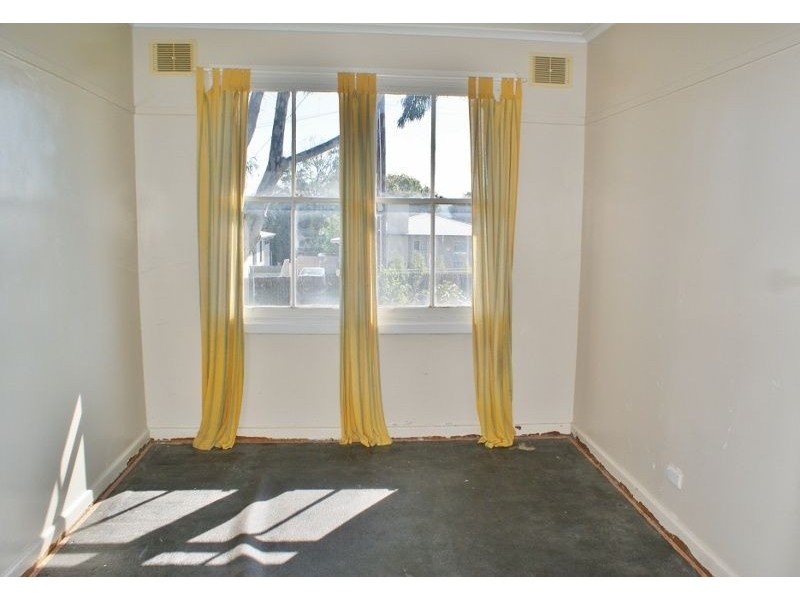 3 Phillip Street, Moe VIC 3825