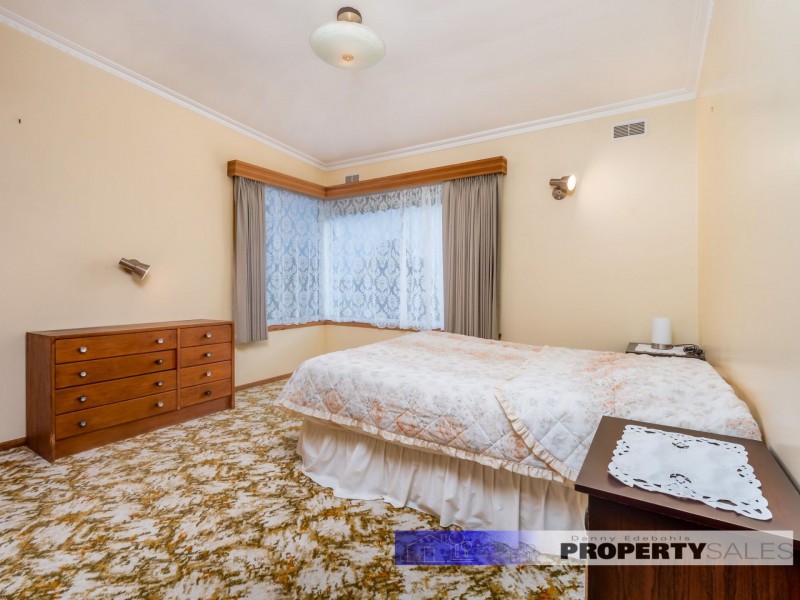 8 Shanahan Parade, Newborough VIC 3825