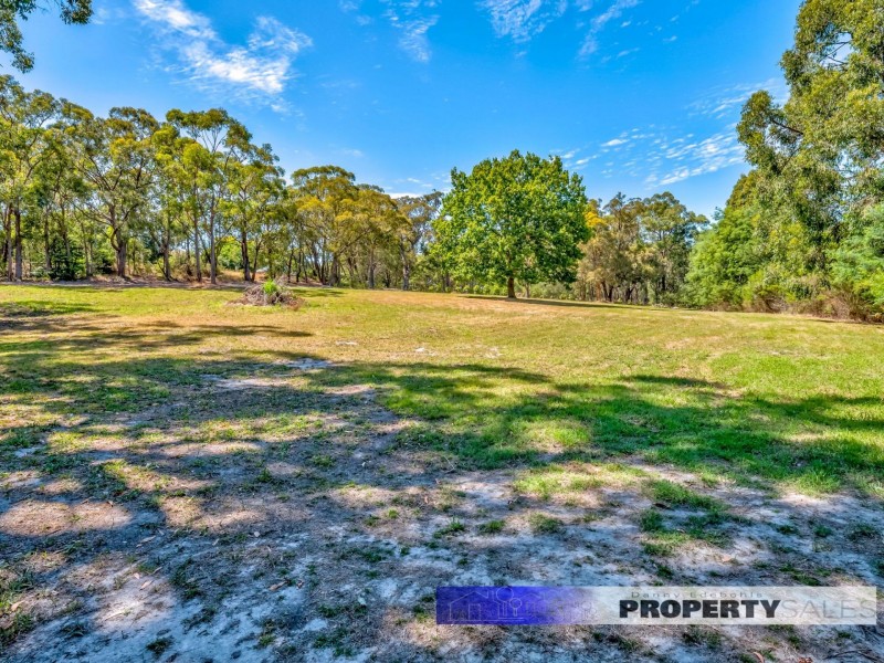 46 Haunted Hill Road, Newborough VIC 3825