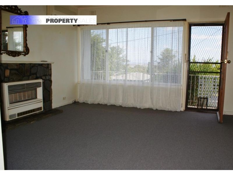 13 Elizabeth Street, Moe VIC 3825