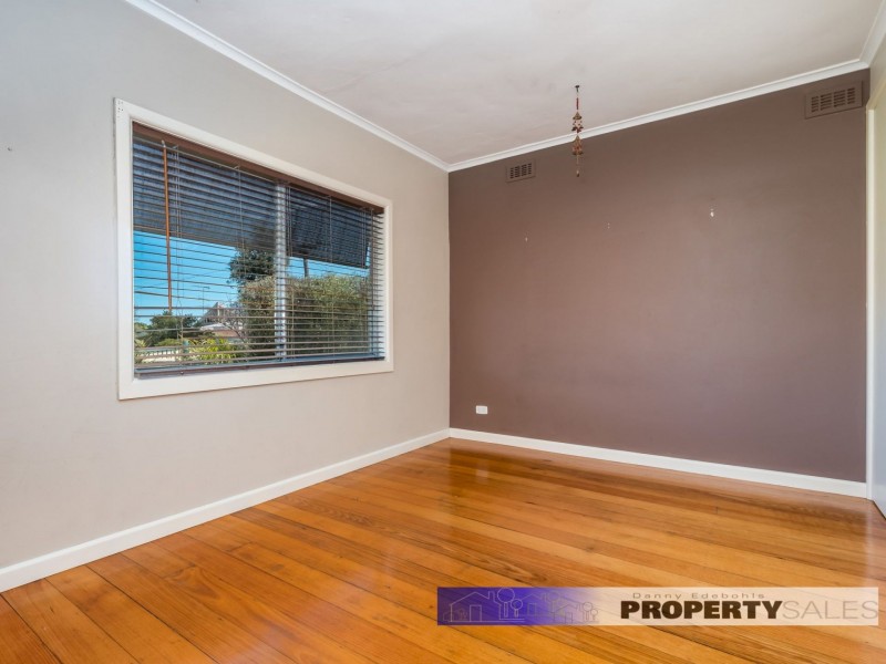 34 Law Street, Newborough VIC 3825