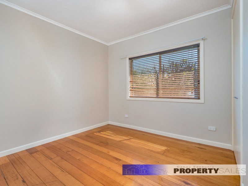 34 Law Street, Newborough VIC 3825