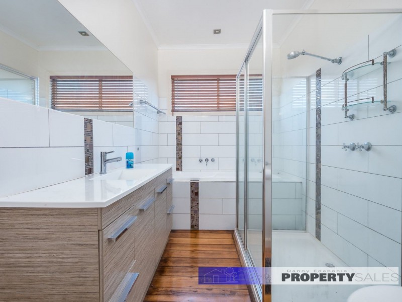 34 Law Street, Newborough VIC 3825