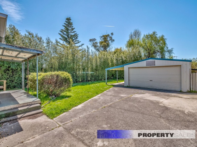 34 Law Street, Newborough VIC 3825