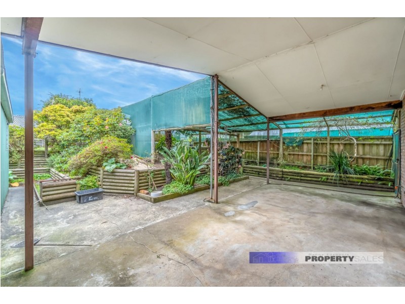 26 Dinwoodie Drive, Newborough VIC 3825