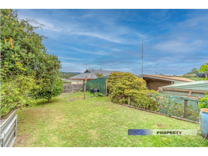 26 Dinwoodie Drive, Newborough VIC 3825
