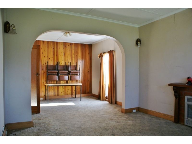 14 Old Sale Road, Moe VIC 3825