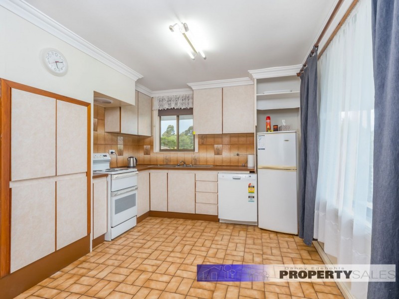 2 Mardan Street, Newborough VIC 3825