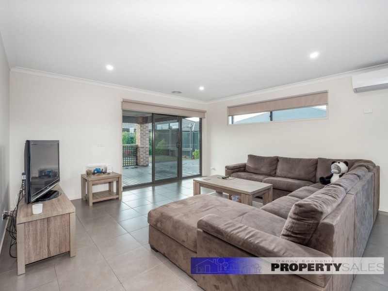 38 Discovery Boulevard, Moe VIC 3825