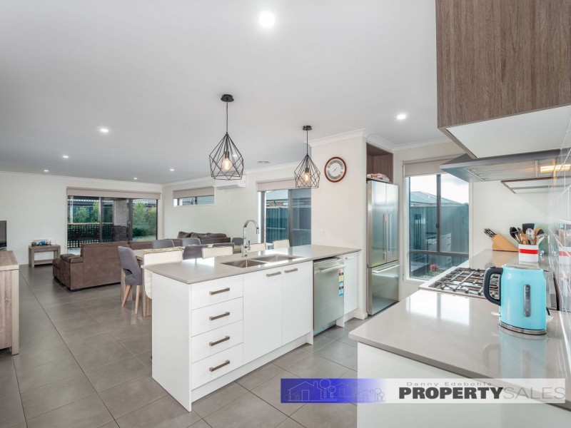 38 Discovery Boulevard, Moe VIC 3825