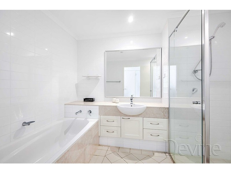 402/2 Village Drive, Breakfast Point NSW 2137