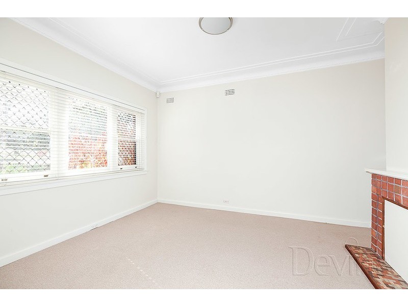 2 Wilga Street, Concord West NSW 2138