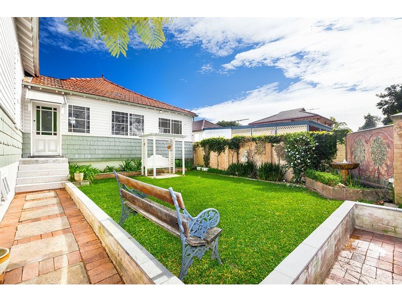 23 Brays Road, Concord NSW 2137