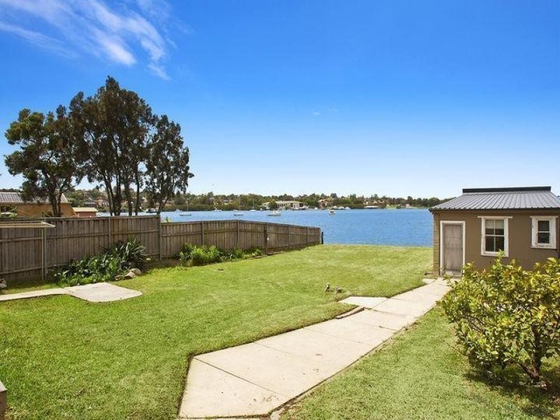 79 Llewellyn Street, Rhodes NSW 2138
