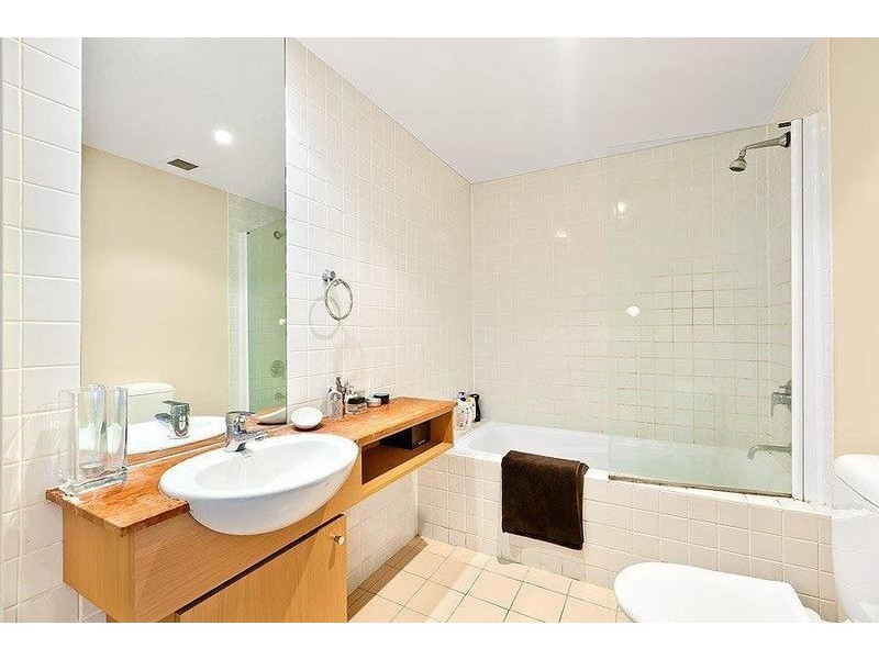 87/27 Bennelong Road, Wentworth Point NSW 2127