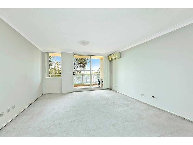 205/10 Wentworth Drive, Liberty Grove NSW 2138