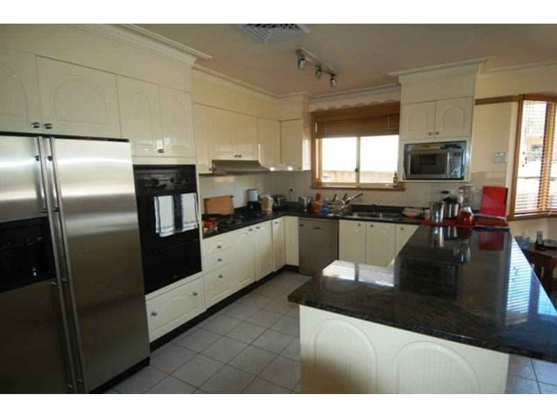 32 Kingston Ave, Concord NSW 2137