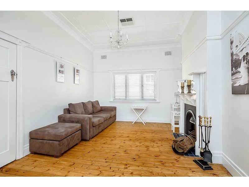 6 Cartwright Avenue, Homebush NSW 2140