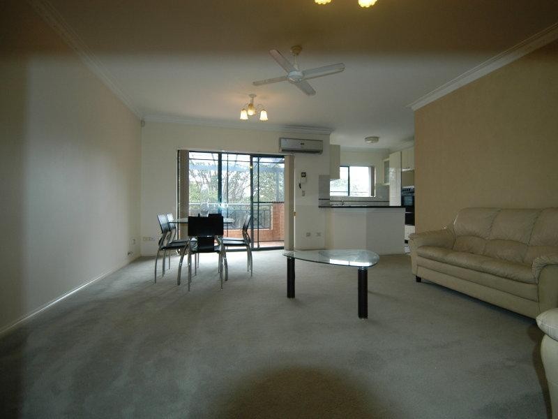 8/7-9 Hombush Road, Strathfield NSW 2135