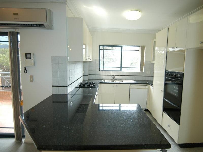 8/7-9 Hombush Road, Strathfield NSW 2135
