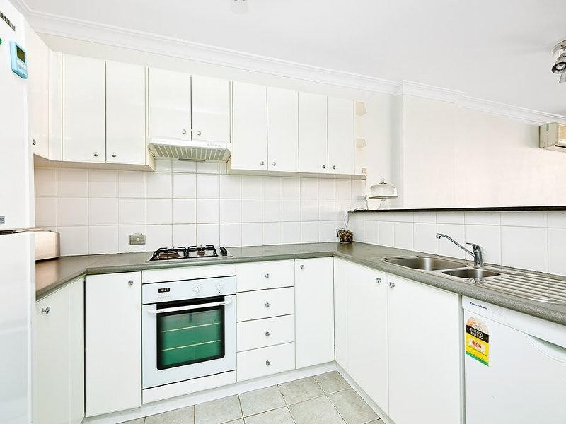 103/4 Wentworth Drive, Liberty Grove NSW 2138