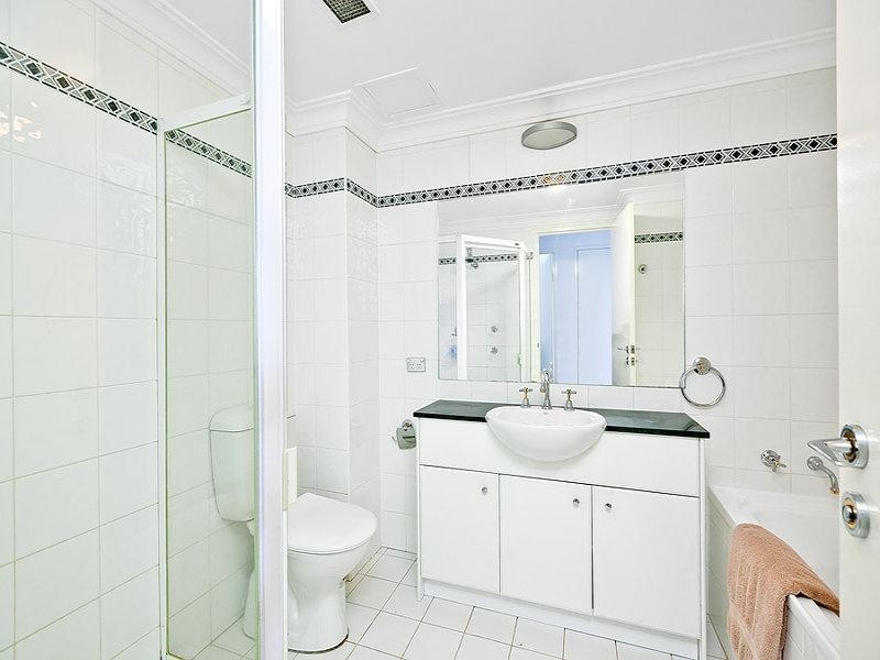 103/4 Wentworth Drive, Liberty Grove NSW 2138