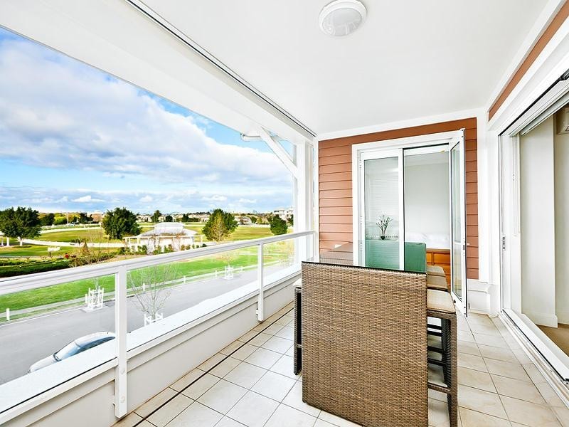 31/28-32 Village Drive, Breakfast Point NSW 2137