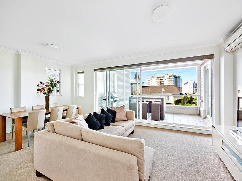 31/28-32 Village Drive, Breakfast Point NSW 2137