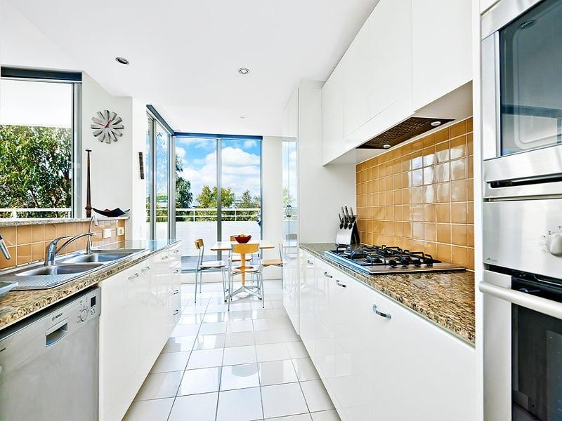 5/3 Devitt Avenue, Newington NSW 2127