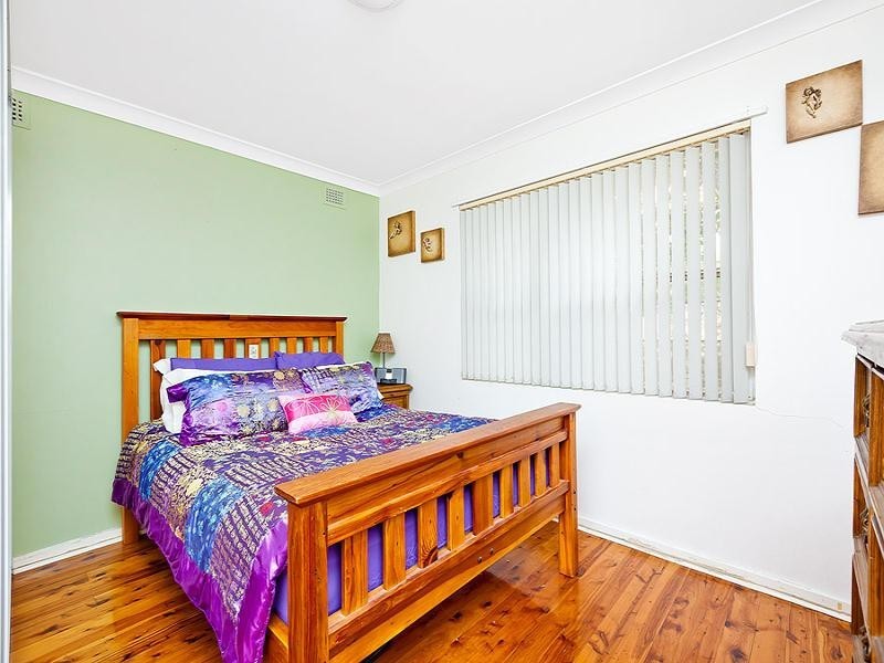 1/29 Marlene Crescent, Greenacre NSW 2190