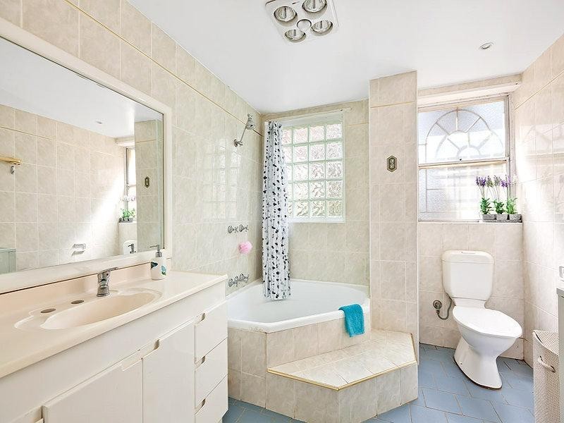 1/29 Marlene Crescent, Greenacre NSW 2190