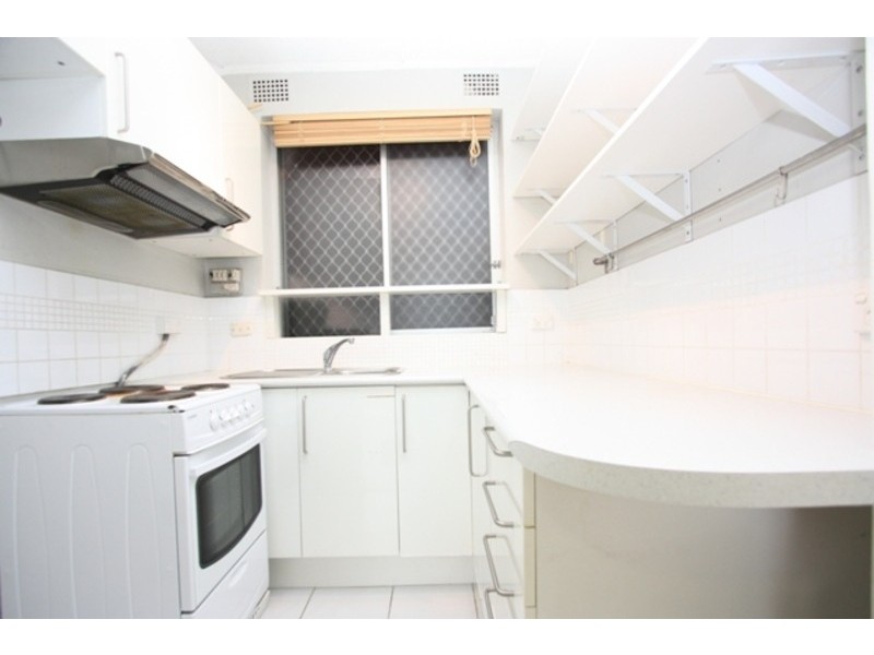 8/10 Bank Street, Meadowbank NSW 2114