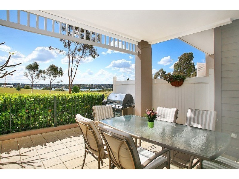 12/4 Admiralty Drive, Breakfast Point NSW 2137