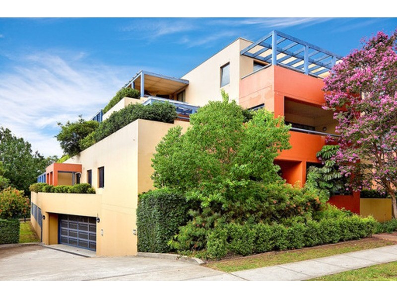 2/25 Blaxland Road, Rhodes NSW 2138