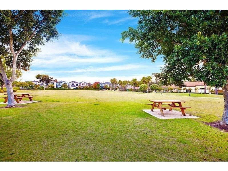 205/10 Wentworth Dr, Liberty Grove NSW 2138