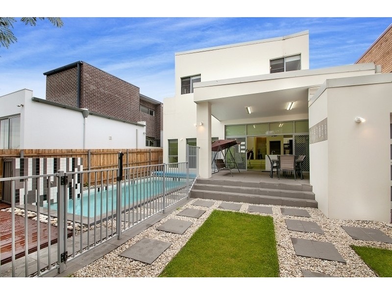 7 Wellbank Street, Concord NSW 2137