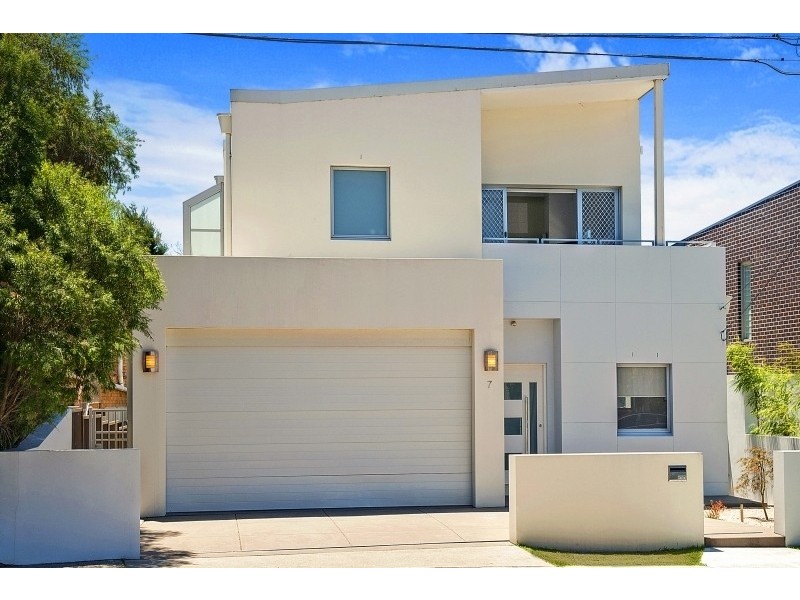 7 Wellbank Street, Concord NSW 2137