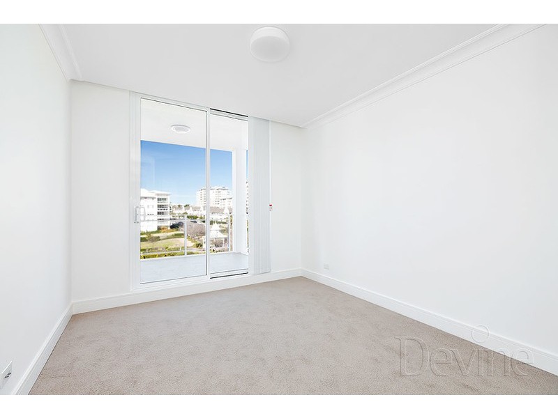 411/3 Palm Ave, Breakfast Point NSW 2137