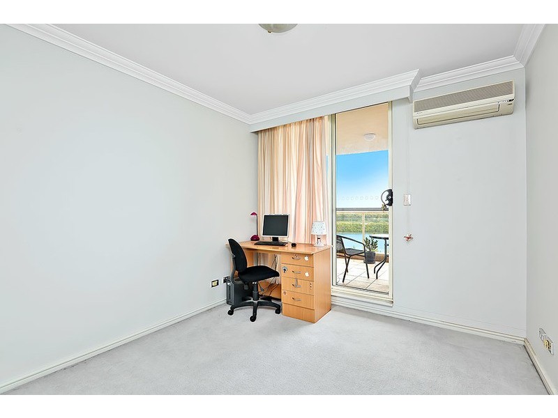 804/8 Wentworth Drive, Liberty Grove NSW 2138