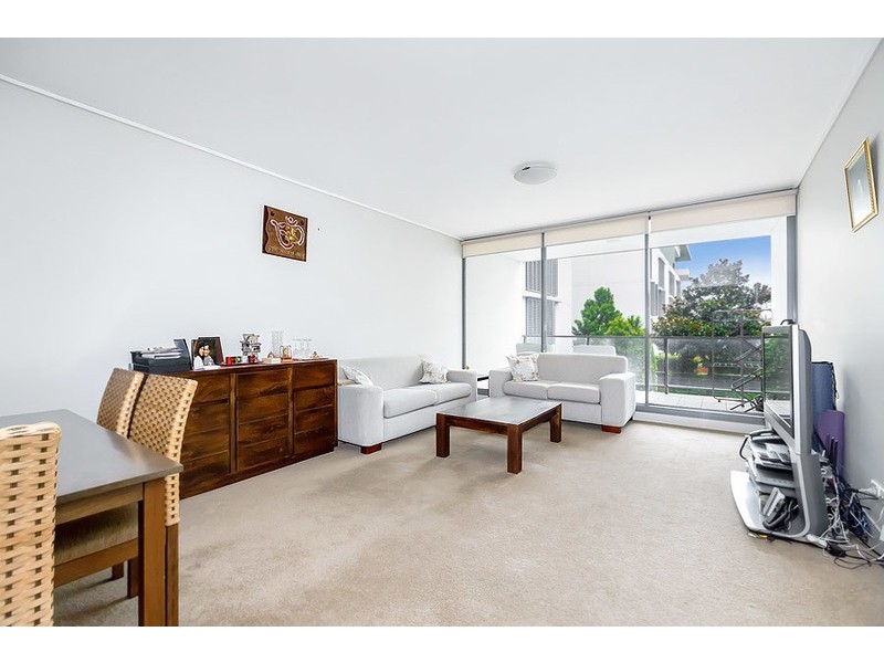 203/12 Shoreline Drive, Rhodes NSW 2138