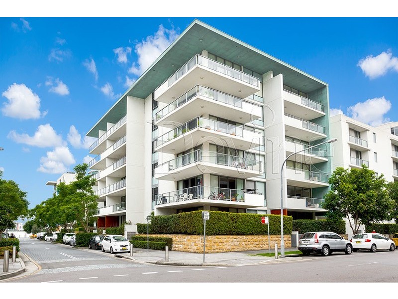 203/12 Shoreline Drive, Rhodes NSW 2138