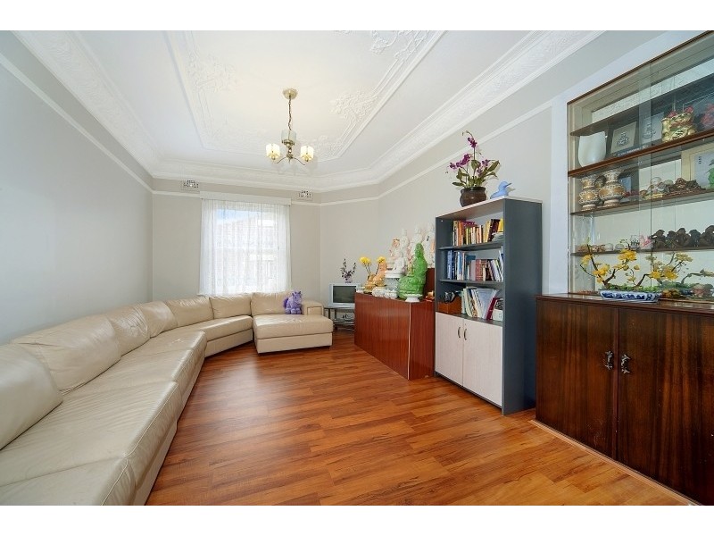 12 Melbourne Street, Concord NSW 2137