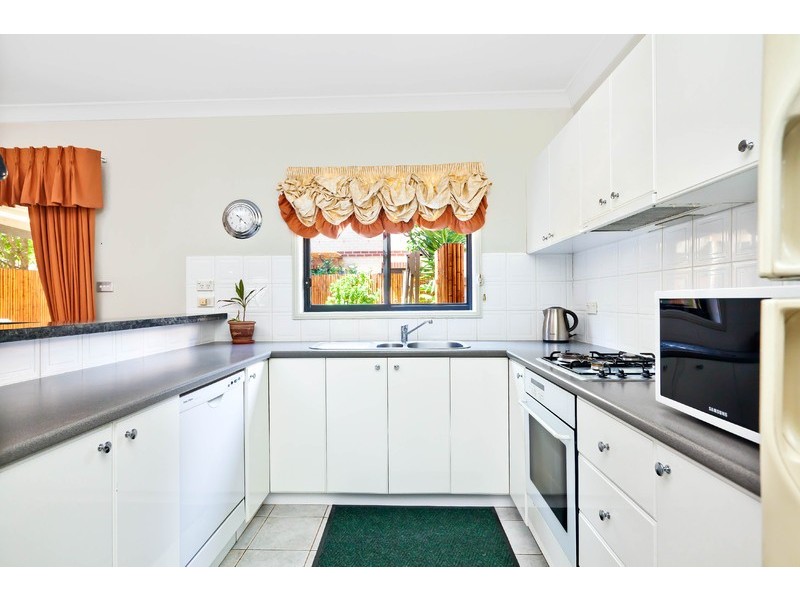 2 Conner Close, Liberty Grove NSW 2138