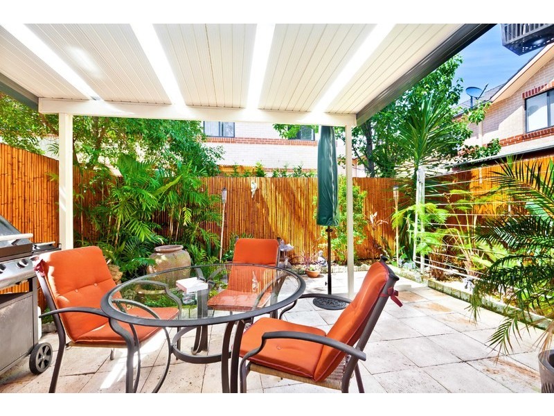 2 Conner Close, Liberty Grove NSW 2138