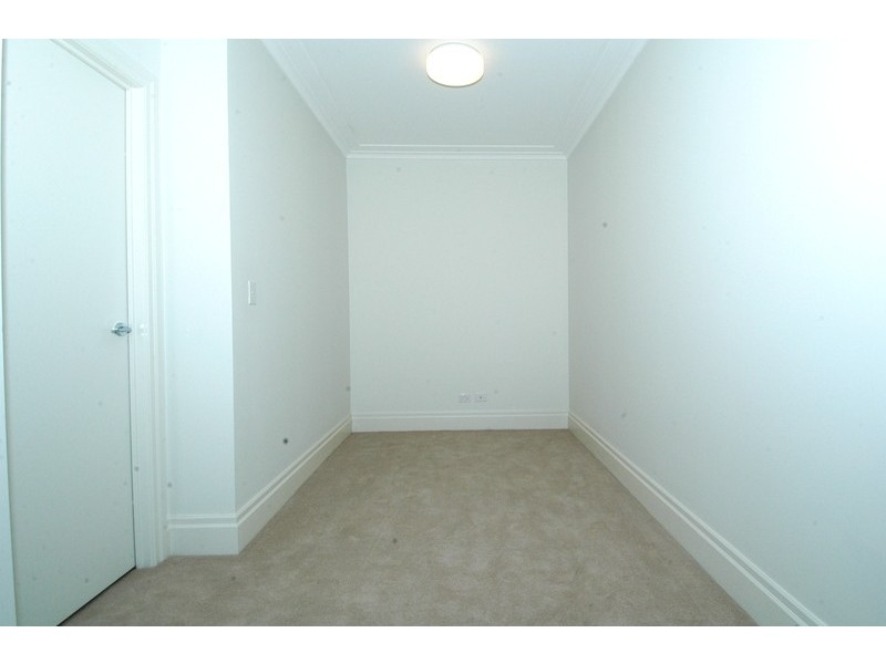 104/2 Rosewater Circuit, Breakfast Point NSW 2137