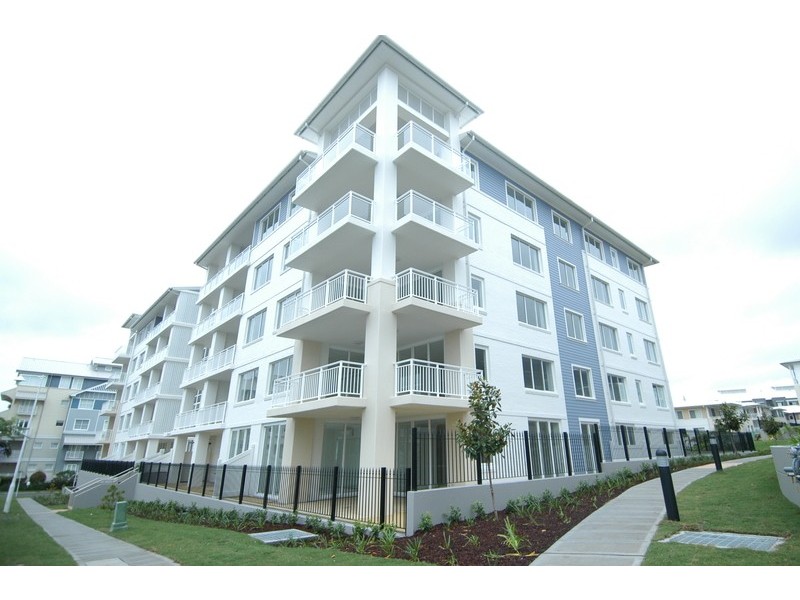 104/2 Rosewater Circuit, Breakfast Point NSW 2137