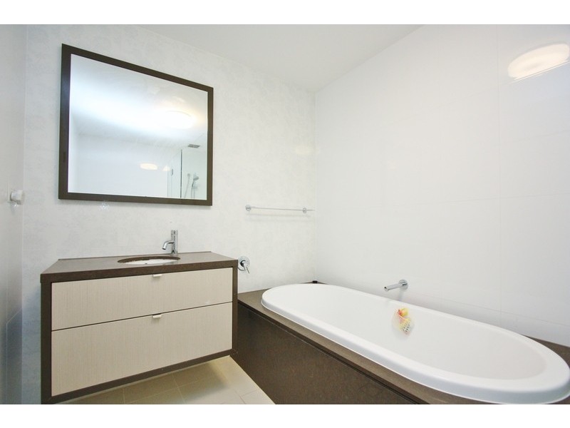 206/10-16 Vineyard Way, Breakfast Point NSW 2137