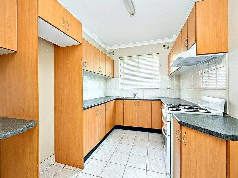 1/41 Burlington  Road, Homebush NSW 2140