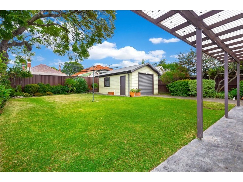 4 Bell Street, Concord NSW 2137